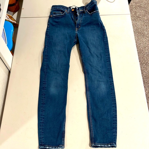 H&M Women’s Jeans - Picture 1 of 2